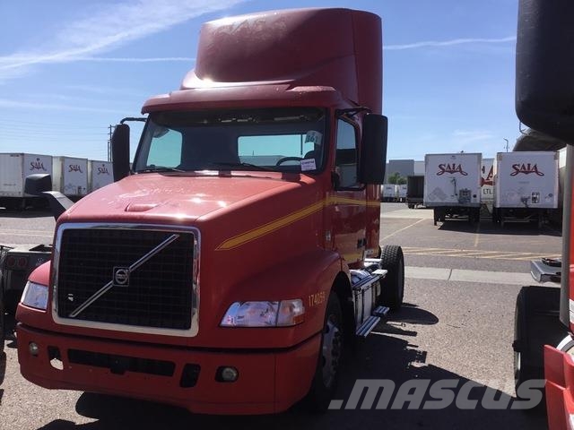 Volvo VNM42T Sattelzugmaschinen