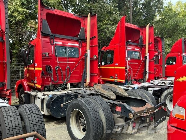 Volvo VNM42T Sattelzugmaschinen