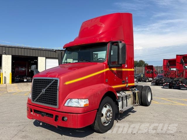 Volvo VNM42T Sattelzugmaschinen