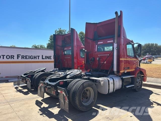 Volvo VNM42T Sattelzugmaschinen