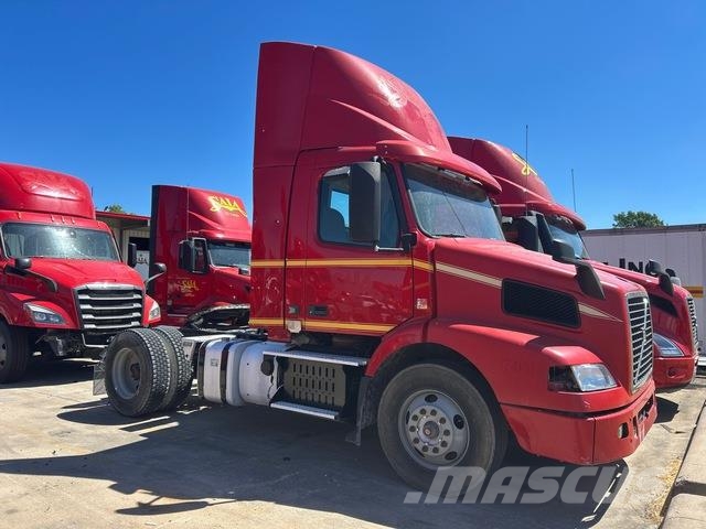 Volvo VNM42T Sattelzugmaschinen