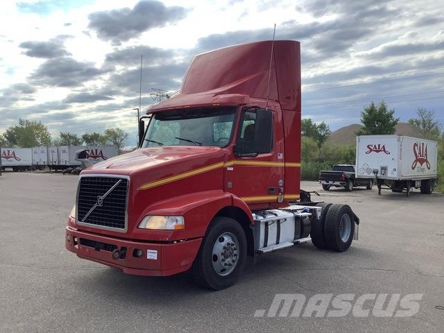 Volvo VNM42T Sattelzugmaschinen