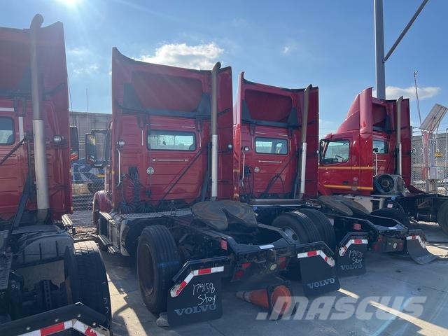 Volvo VNM42T Седельные тягачи