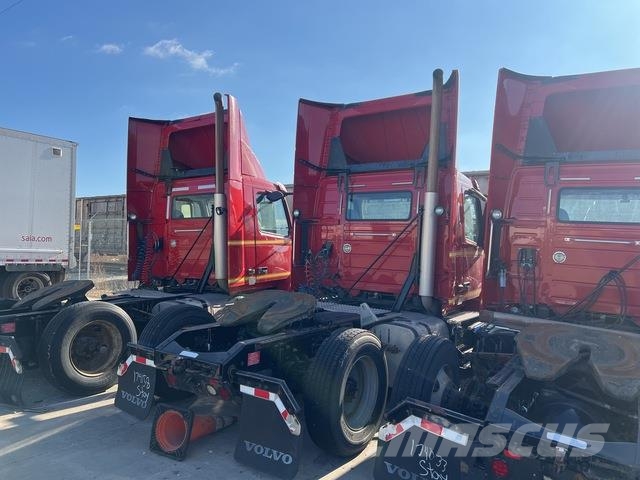 Volvo VNM42T Седельные тягачи