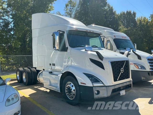 Volvo VNR وحدات الجر