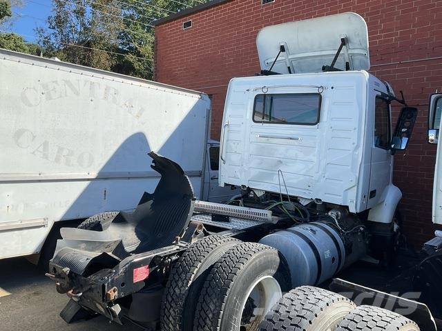 Volvo VNR Tractores (camiões)