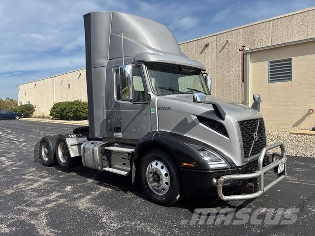 Volvo VNR 300 Autotractoare