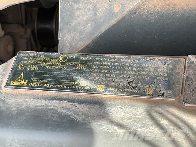Wacker Neuson DV90 側卸礦車