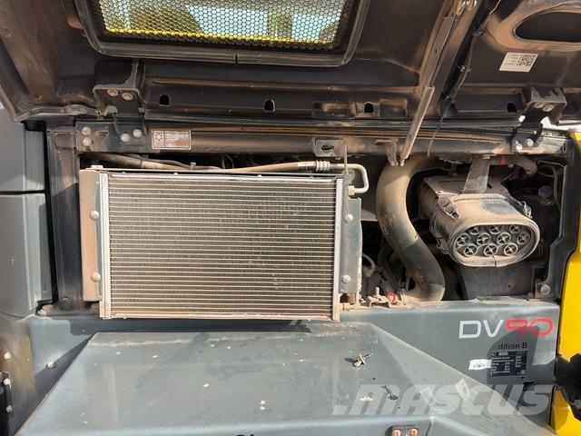 Wacker Neuson DV90 側卸礦車