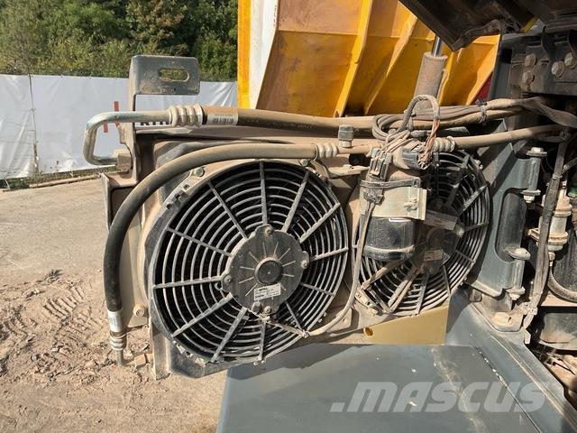 Wacker Neuson DV90 側卸礦車
