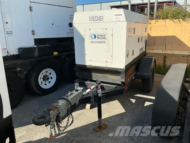 Wacker Neuson G25 T4F مولدات ديزل