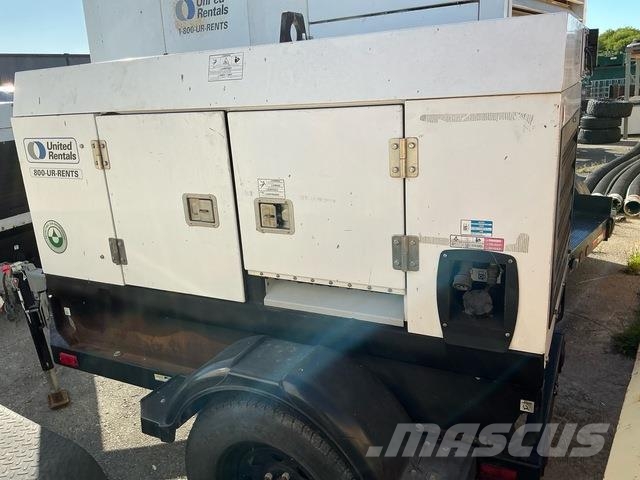 Wacker Neuson G25 T4F مولدات ديزل