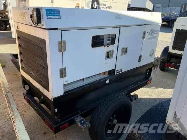 Wacker Neuson G25 T4F مولدات ديزل