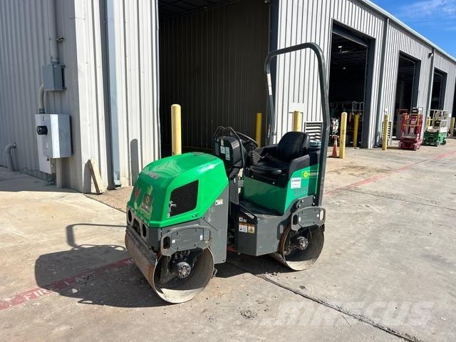 Wacker Neuson RD12A مداحل ثنائية الاسطوانة