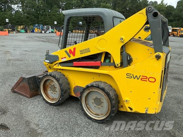 Wacker Neuson SW20 Lietoti riteņu kompaktiekrāvēji