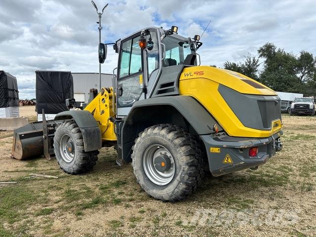Wacker Neuson WL95 Gumikerekes homlokrakodók
