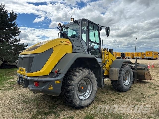 Wacker Neuson WL95 Gumikerekes homlokrakodók