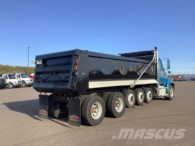 Western Star 4700SF Sora- ja kippiautot