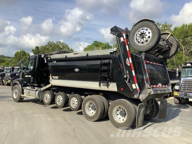 Western Star 47X Sora- ja kippiautot