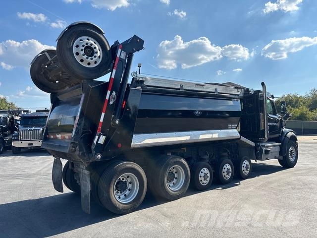 Western Star 47X Sora- ja kippiautot