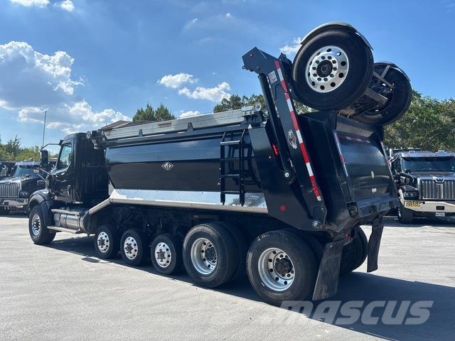 Western Star 47X Sora- ja kippiautot