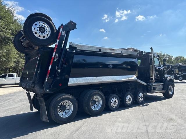 Western Star 47X Sora- ja kippiautot