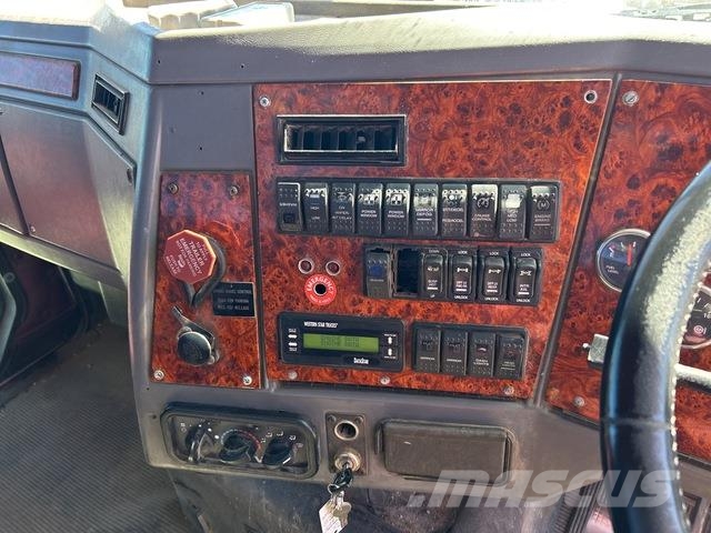 Western Star 4800FX Camiones bañeras basculantes o volquetes