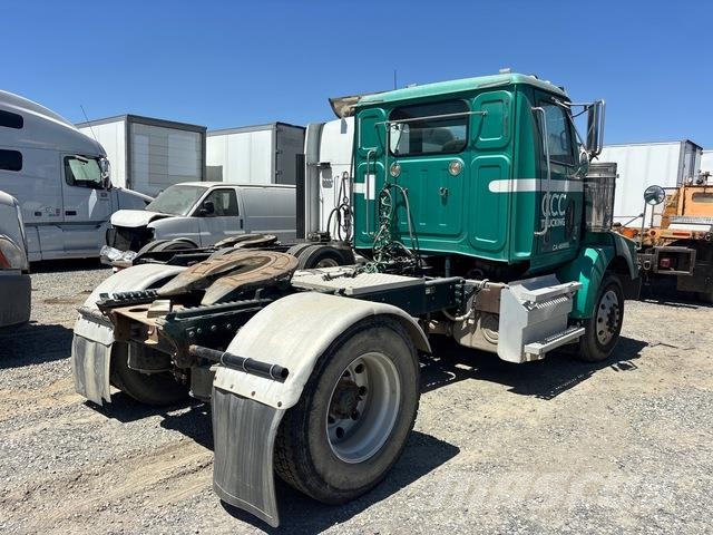 Western Star 4900 Tractor Units