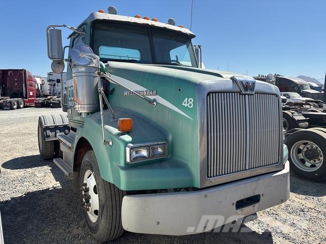 Western Star 4900 Tractor Units