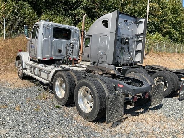 Western Star 4900FA وحدات الجر