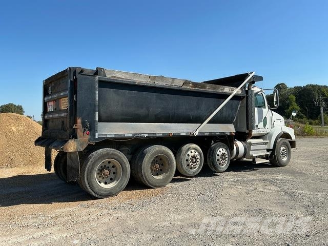 Western Star 4900SA Tipper trucks
