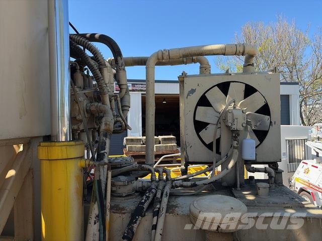 Western Star 4986F Kamioni za pokretne bušotine