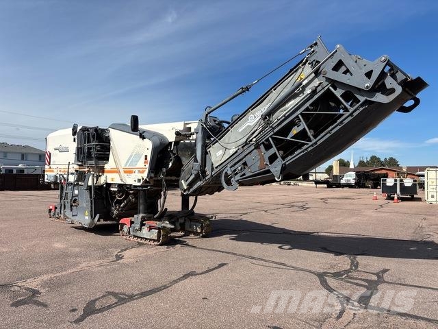 Wirtgen W210 Freze za asfalt