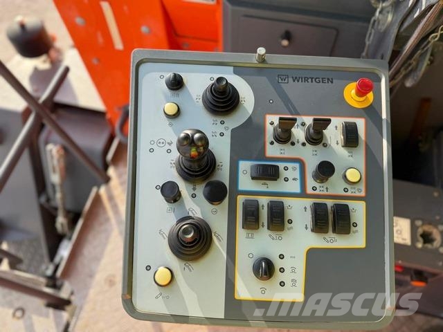 Wirtgen W380CR ضاغطات التربة