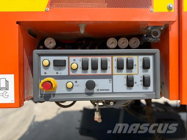 Wirtgen W380CR ضاغطات التربة