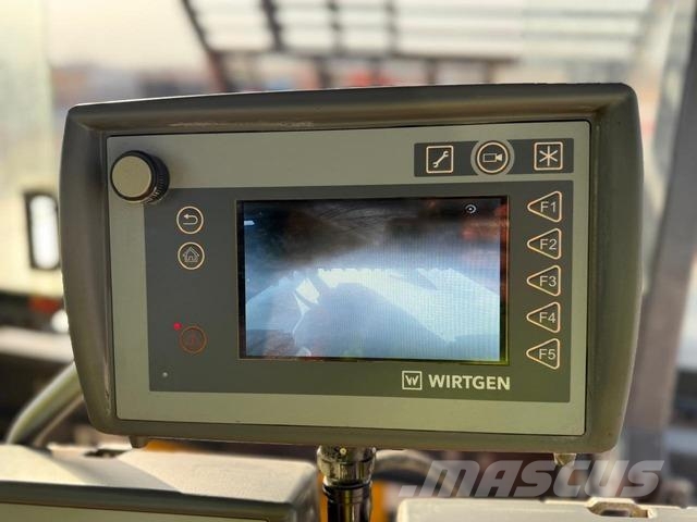 Wirtgen W380CR ضاغطات التربة