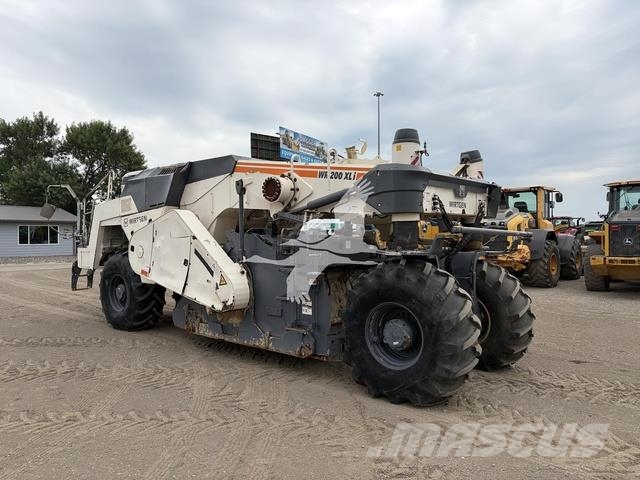 Wirtgen WR200XLi Compactadoras de suelo