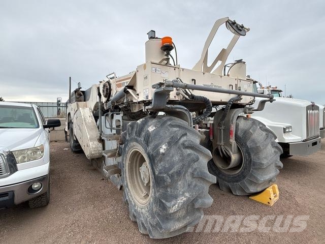 Wirtgen WR2400 Pinnasetihendajad