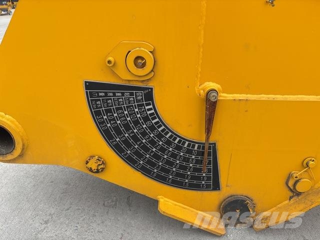 XCMG 1233N Otros