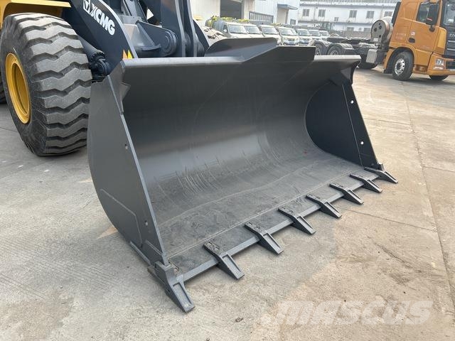 XCMG LW500HV Фронтальные погрузчики