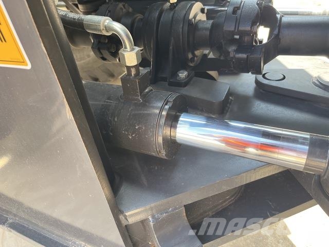 XCMG LW500HV لوادر بعجل