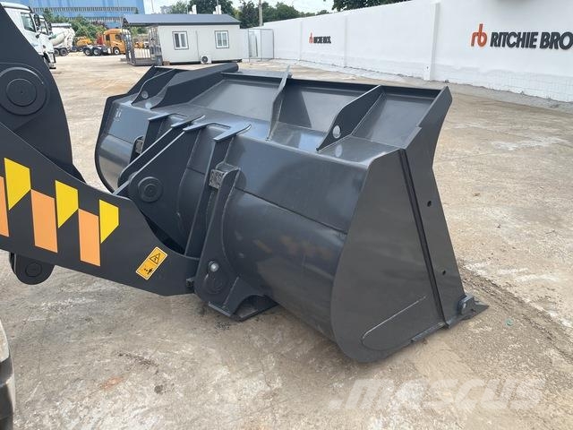 XCMG LW600FV لوادر بعجل