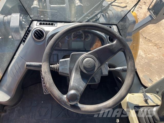 XCMG LW700HV لوادر بعجل