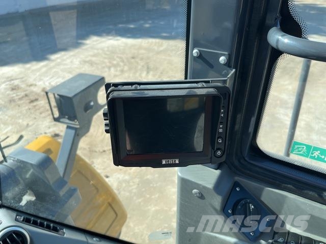 XCMG LW700HV لوادر بعجل