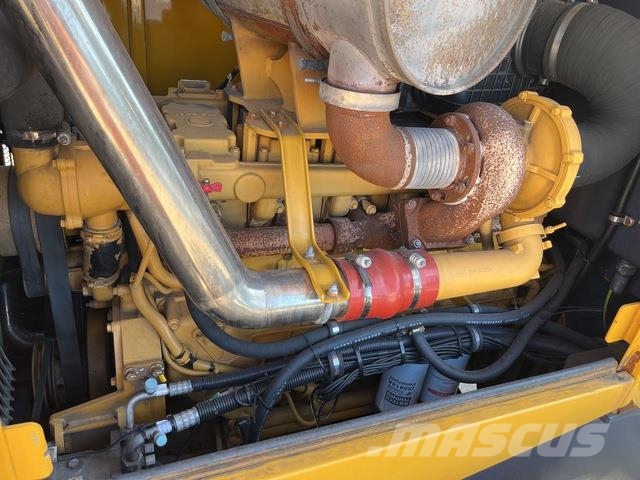 XCMG LW700HV لوادر بعجل