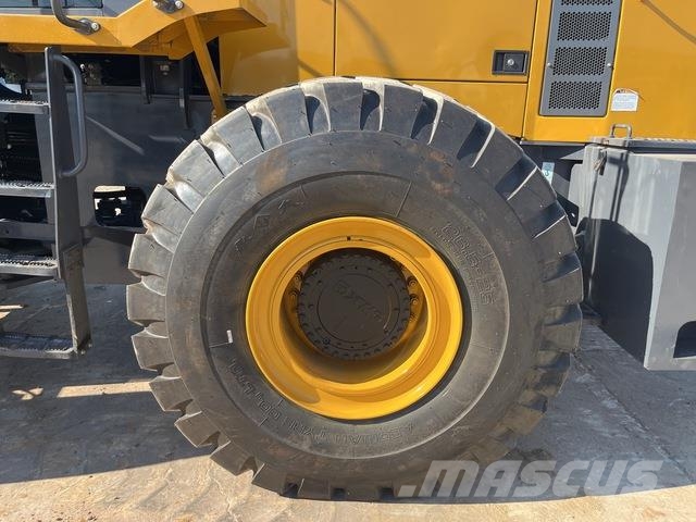 XCMG LW700HV لوادر بعجل