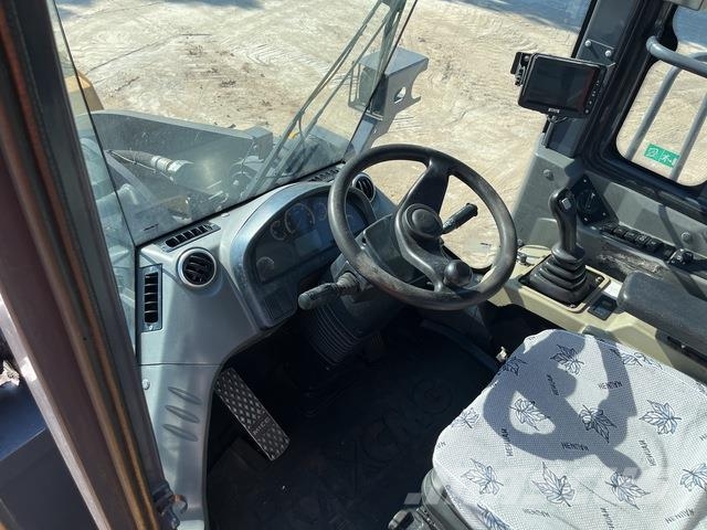 XCMG LW700HV لوادر بعجل