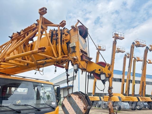 XCMG QY25K5-1 Γερανοί με ερπύστριες
