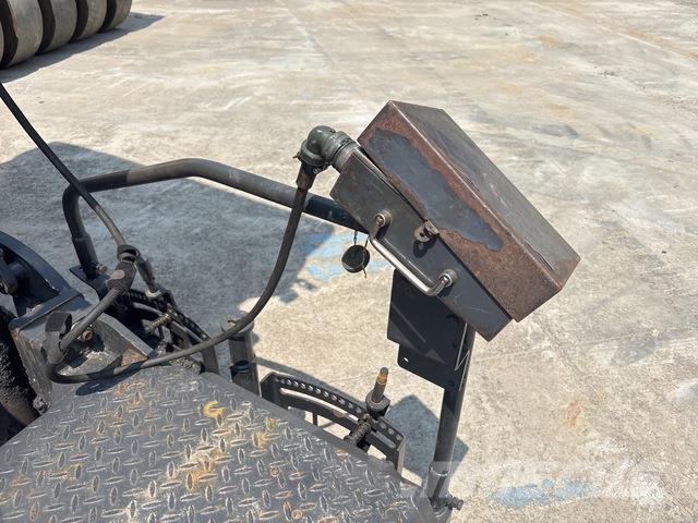 XCMG RP452L معدات السفلتة