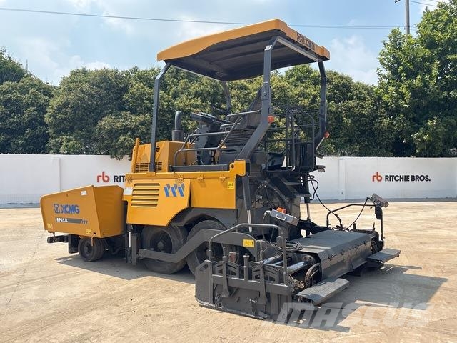 XCMG RP452L معدات السفلتة